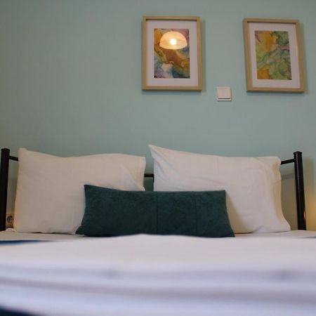 Analev Apartment Néa Péramos Bagian luar foto