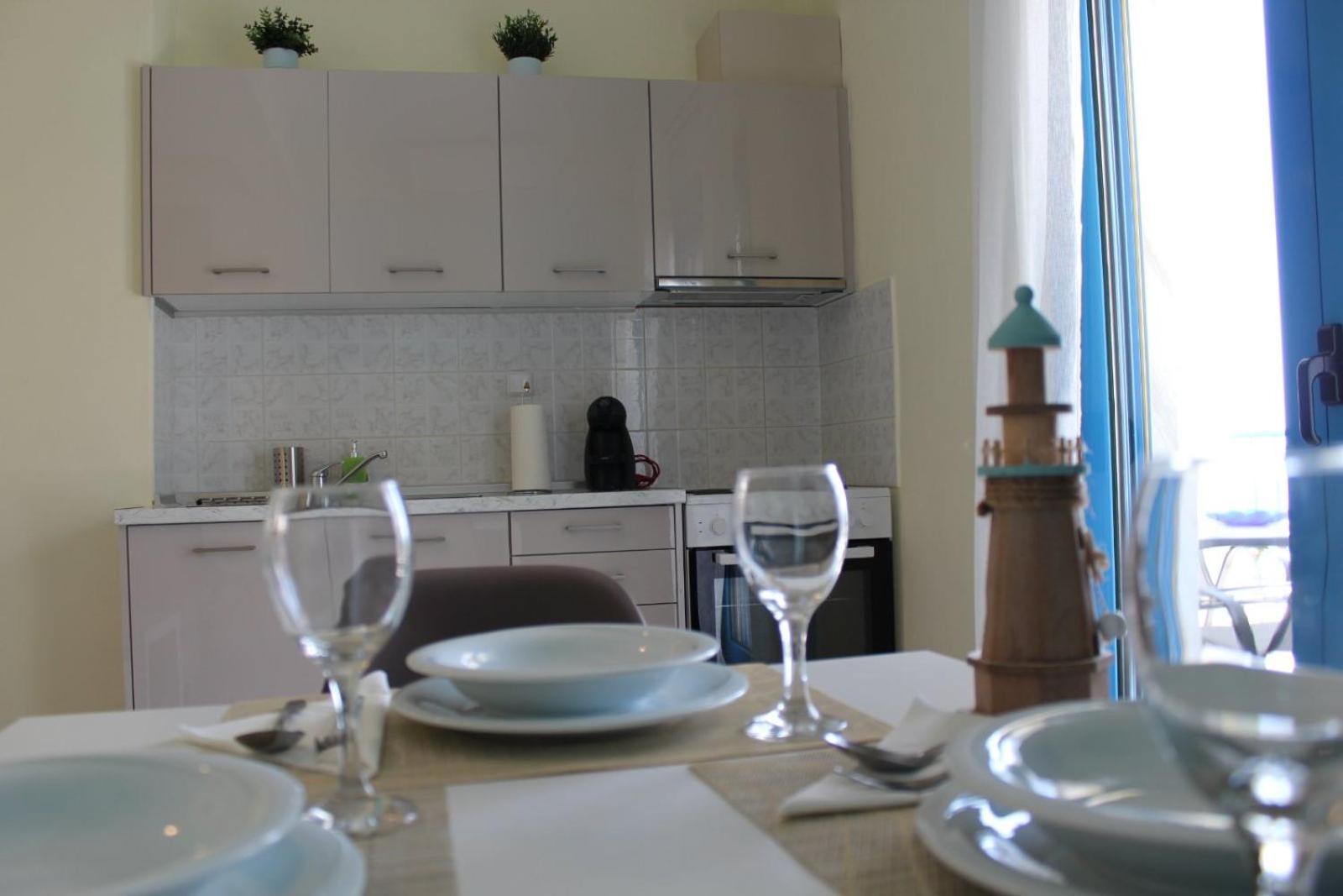 Analev Apartment Néa Péramos Bagian luar foto