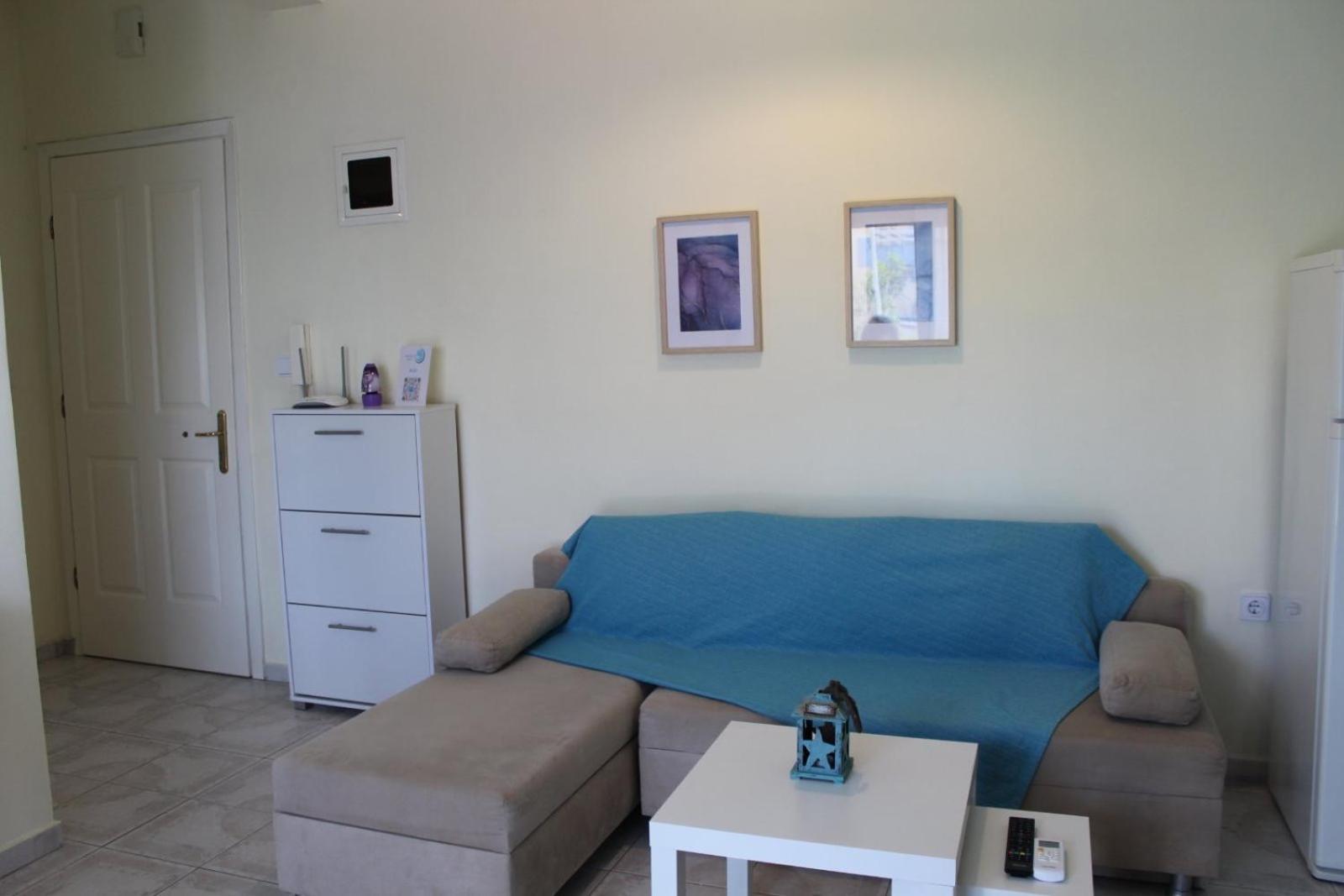 Analev Apartment Néa Péramos Bagian luar foto